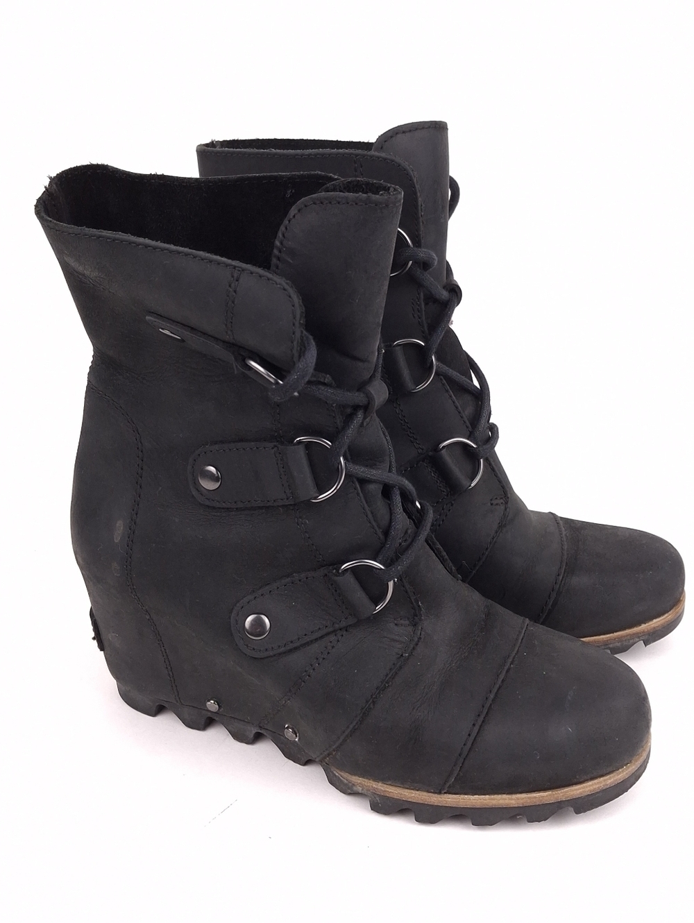 Sorel Joan of Arctic Wedge II Boots lace up apres ski chunky quiet luxury black